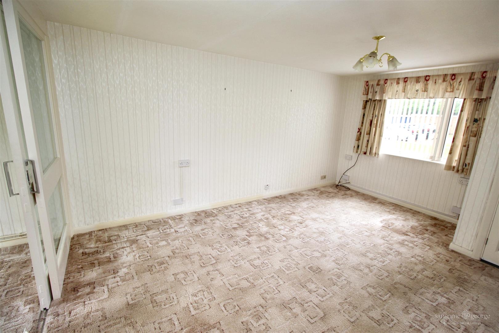 2 bed property in Liebenrood Road, Reading
